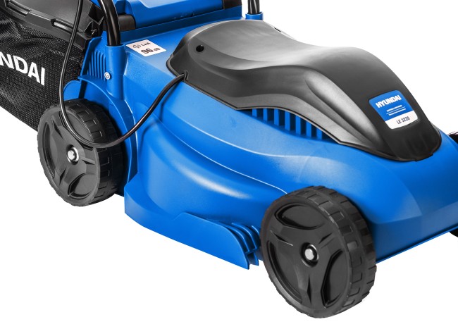 Электрическая газонокосилка Hyundai LE 3220 Электрическая газонокосилка Hyundai LE 3220