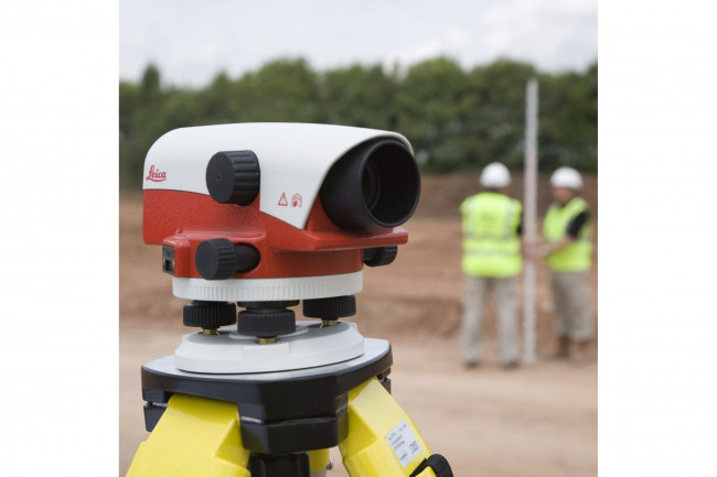 Оптический нивелир Leica NA 720 с поверкой Оптический нивелир Leica NA 720 с поверкой