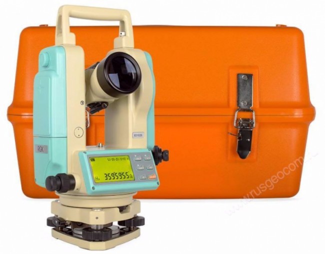 Комплект теодолит RGK T-02 (лазерный отвес) штатив рейка - 3 в 1 Комплект теодолит RGK T-02 (лазерный отвес) штатив рейка - 3 в 1
