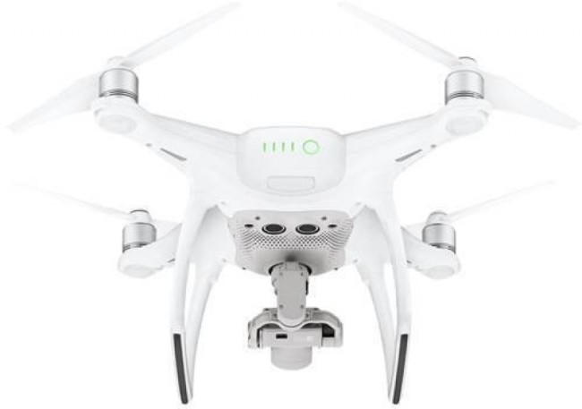 Квадрокоптер DJI Phantom 4 Квадрокоптер DJI Phantom 4